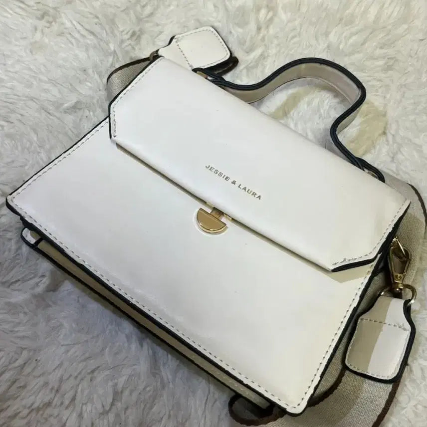 [BUNJANG] Ivory Handbag Crossbody Bag / 아이보리색 핸드백 크로스백