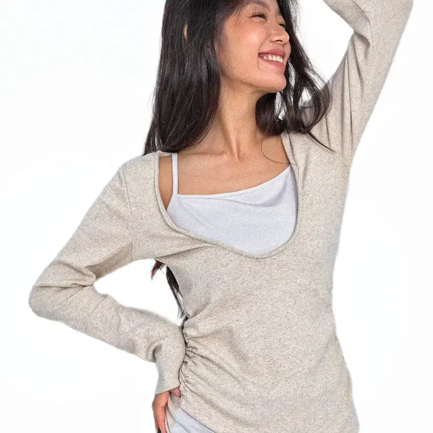 [BUNJANG] Ounse Old Memory Layered Unbalance Long Sleeve Ivory / 오운서 올드 메모리 레이어드 언발란스 롱슬리브 아이보리