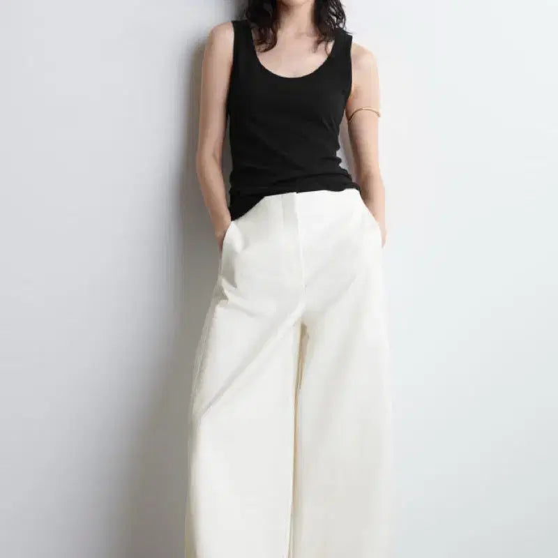 [BUNJANG] COS Cropped Barrel Leg Cotton Trousers White / (미착용 새상품) cos 코스 크롭 배럴 레그 코튼 트라우저