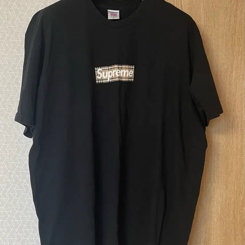 [BUNJANG] Supreme Burberry Box Logo T-Shirt XL / 정품 슈프림 버버리 박스로고 티셔츠 XL