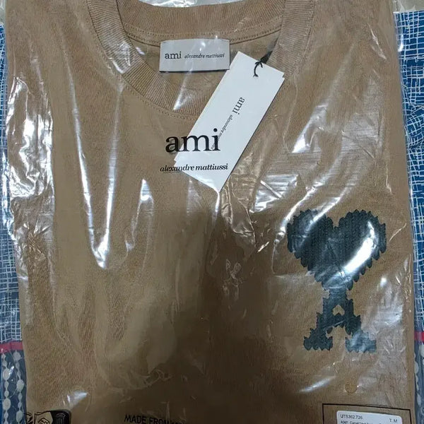 [BUNJANG] Ami Heart Big Logo Short Sleeve T-Shirt Beige / 아미 하트 빅로고 반팔티 베이지