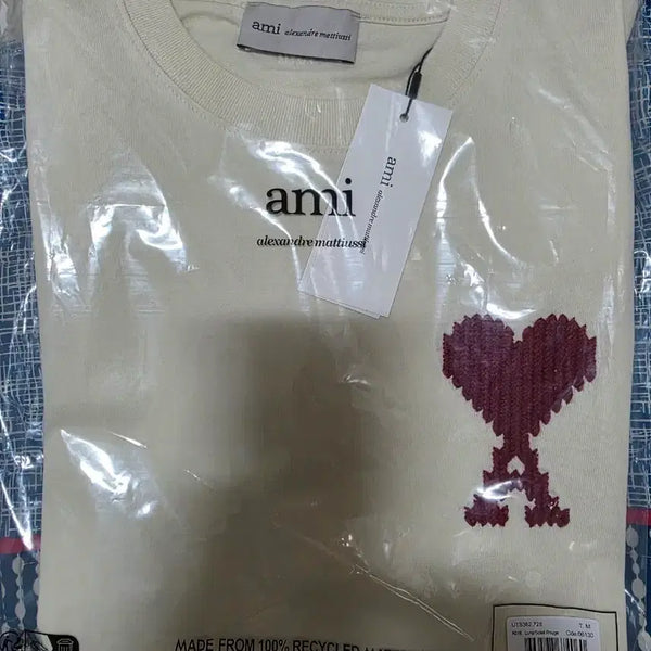 [BUNJANG] AMI Heart Big Logo T-Shirt Ivory / 아미 하트 빅로고 티셔츠 아이보리