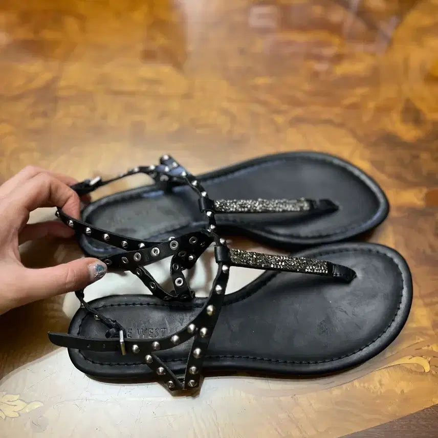 [BUNJANG] Nine West Studded Embellished Sandals Black / 새상품 나인웨스트 징 장식 샌들 블랙 245