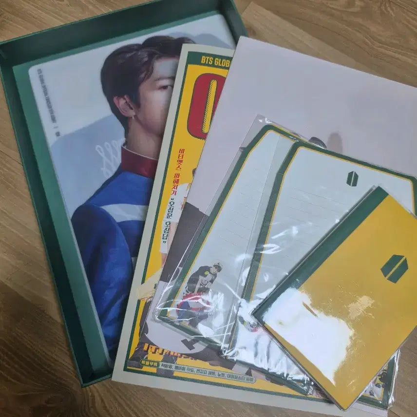 [BUNJANG] BTS Official Fanclub ARMY 5th Generation Membership Kit Bundle Set / BTS 글로벌 오피셜 팬클럽 ARMY 5기 멤버십 키트
