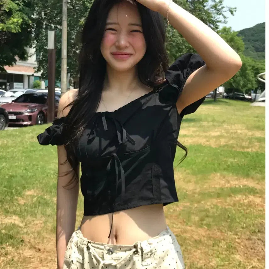 [BUNJANG] Cloud Emotion "Veriel Two" Ribbon Puff Blouse Black / 클라우드이모션 베리얼 two 리본 퍼프 블라우스 bl