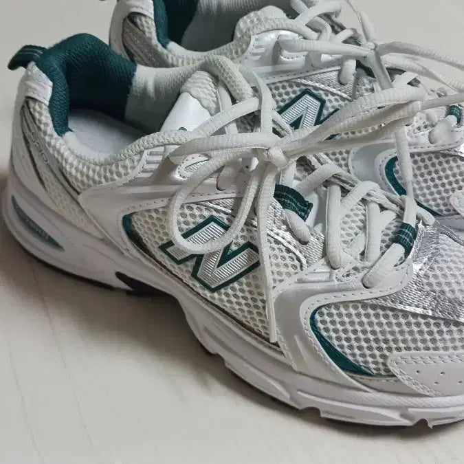 [BUNJANG] New Balance 530 White Green MR530AB / 뉴발란스 530 화이트 그린  MR530AB  //230