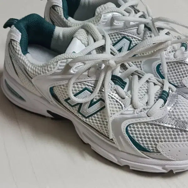 [BUNJANG] New Balance 530 White Green MR530AB / 뉴발란스 530 화이트 그린  MR530AB  //230