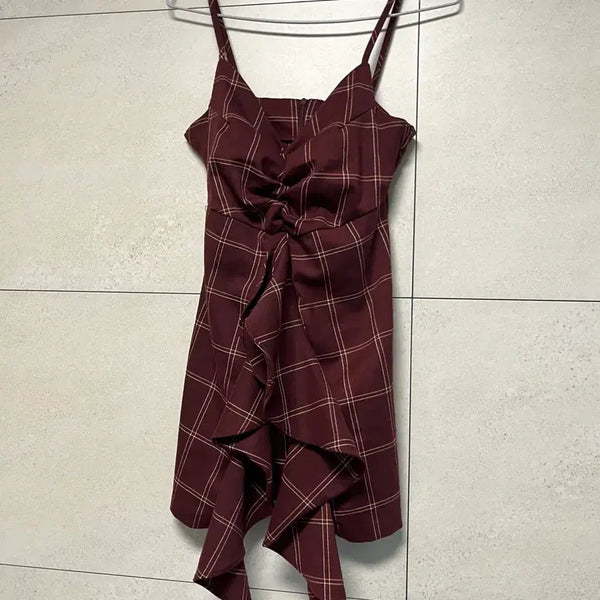 [BUNJANG] Check Shirring Asymmetrical Dress Wine / 품절 단종) 체크 무늬 셔링 언발란스 원피스 와인색상
