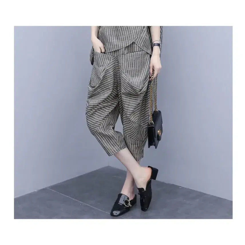 [BUNJANG] Striped Banding Jar Fit Baggy Pants / 스트라이프 밴딩 항아리핏 배기 바지