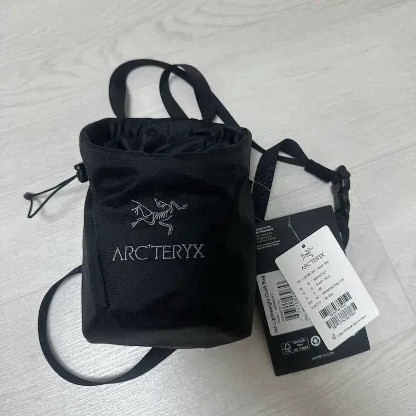[BUNJANG] Arc'teryx Chalk Bag Black / 새상품)아크테릭스 초크백 택달린 새상품 md
