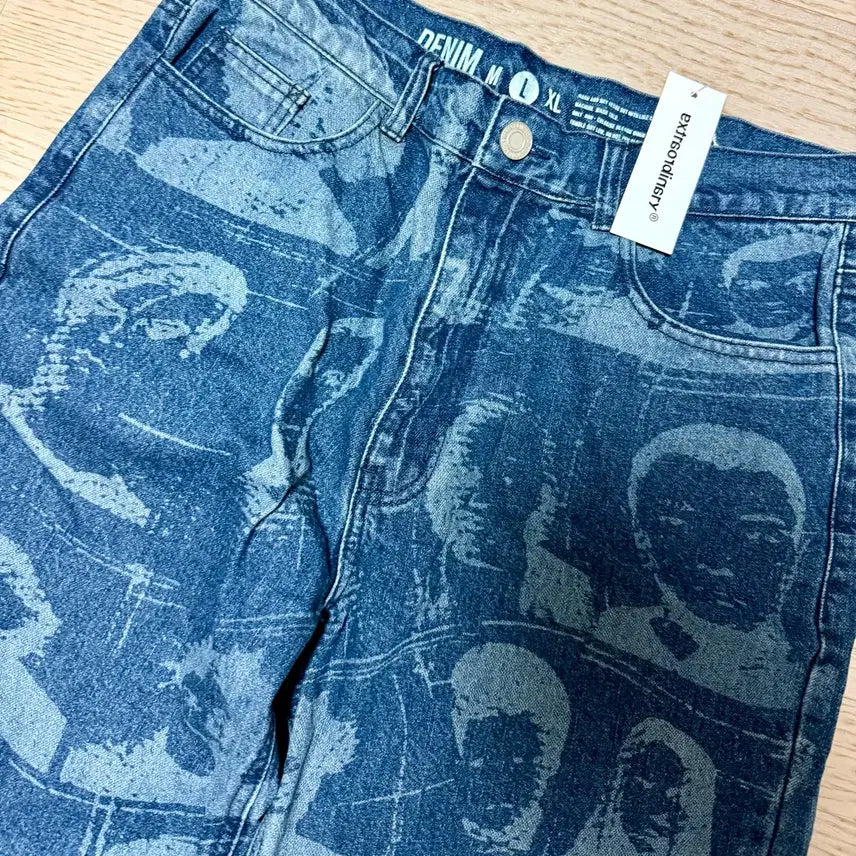 [BUNJANG] Extraordinary Portrait Printing Denim Pants L Indigo / 엑스트라오디너리 포트레이트 프린팅 데님 팬츠 L 인디고