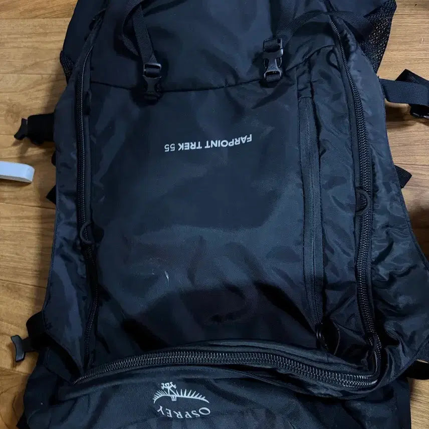 [BUNJANG] Osprey Farpoint Trek 55 Black Backpack with Cover / 오스프리 파포인트 55 블랙 커버포함