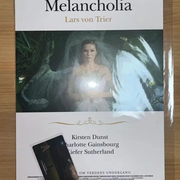 [BUNJANG] Melancholia Original Poster + 2 Photocards Bundle Set / 멜랑콜리아 오리지널 포스터 + 포토카드 2종 일괄
