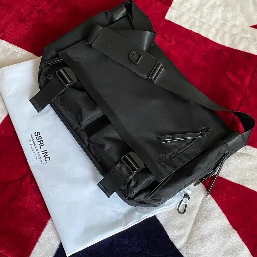 [BUNJANG] SSRL Messenger Bag / SSRL 메신저백