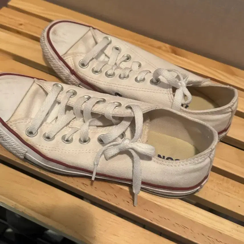 [BUNJANG] Converse Chuck Taylor Low White Shoes / 컨버스 척테일러 로우 화이트 240