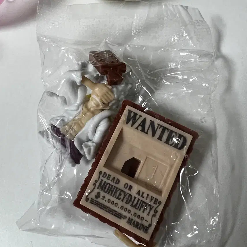 [BUNJANG] One Piece Bandai Chocoseef Wanted Poster Figure Nika Luffy Sealed / 원피스 반다이 초코서프 현상수배서 피규어 가챠 니카 루피 미개봉