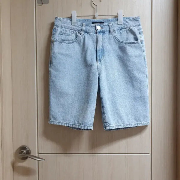 [BUNJANG] Guess Unisex 5-Length Washed Denim Shorts Size 30 / 게스 (30) 남여공용 (5부) 반바지