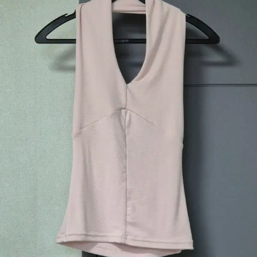 [BUNJANG] Halterneck Backless Slim Fit Tank Top - Pink / 홀터넥 백리스 나시 핑크 슬림핏