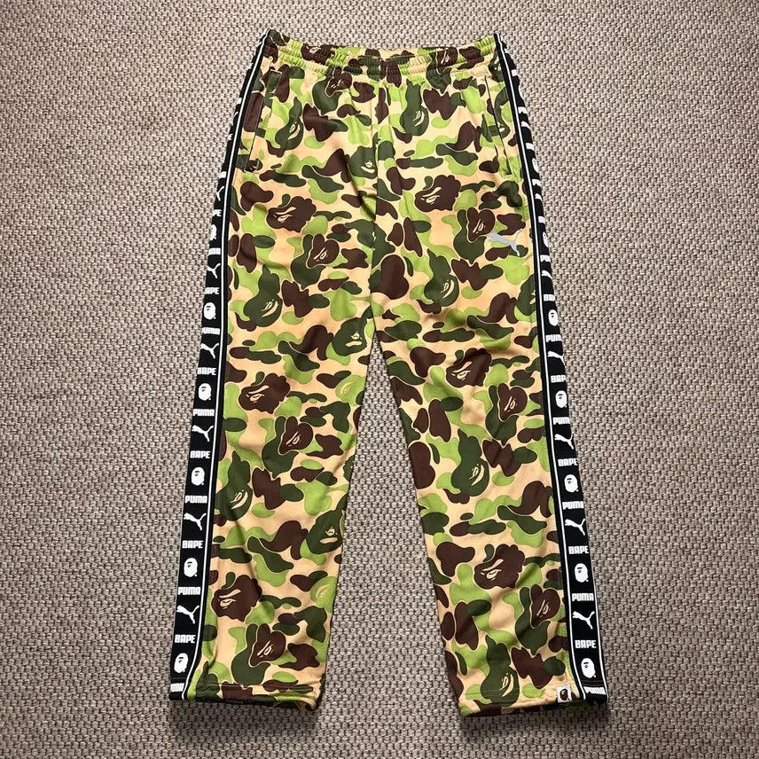 [BUNJANG] BAPE x PUMA Camo Track Pants (Size M) / 베이프X퓨마 카모 트랙 팬츠 M