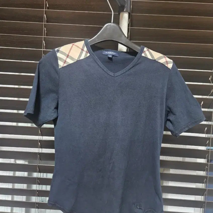 [BUNJANG] Burberry Check Short-Sleeve T-Shirt Size S / 버버리 체크 반팔 티셔츠
