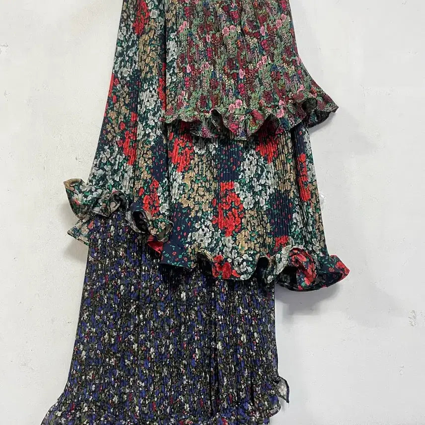 [BUNJANG] Style Nanda Pleated Asymmetrical Long Skirt / 특가새)N6713 스타일난다 플리츠 언발 롱 스커트.캉캉