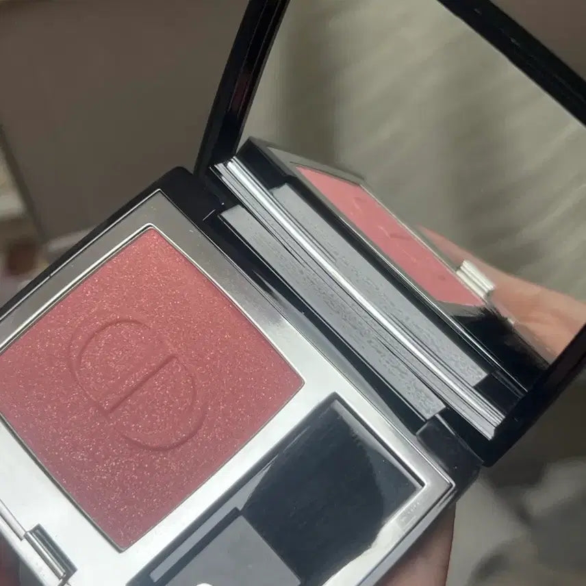 [BUNJANG] Dior Tulle Blush / 디올 튀튀 블러셔 판매합니다 .