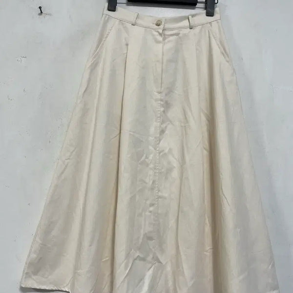 [BUNJANG] N6714 Pintuck Flare Long Skirt / 특가새)N6714 핀턱 플레어 롱 스커트