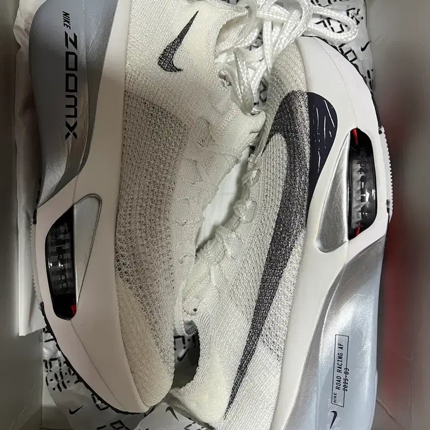 [BUNJANG] Nike Air Zoom Alphafly 3 Running Shoes (Unused, Size 270) / 나이키 에어줌 알파플라이3 런닝화270 미사용