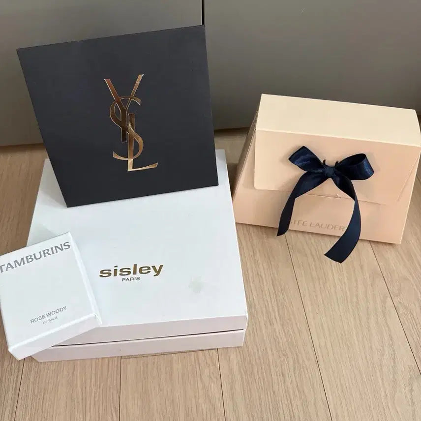 [BUNJANG] Yves Saint Laurent, Estée Lauder, Tamburins Packaging Boxes Bundle / 입생로랑,에스티로더포장박스일괄.