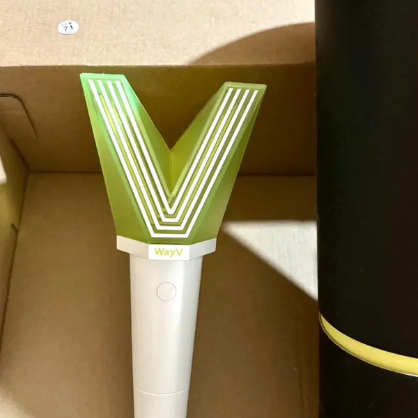 [BUNJANG] WayV Light Stick 'Da-Pa Bong' / 웨이션브이 응원봉 대파봉