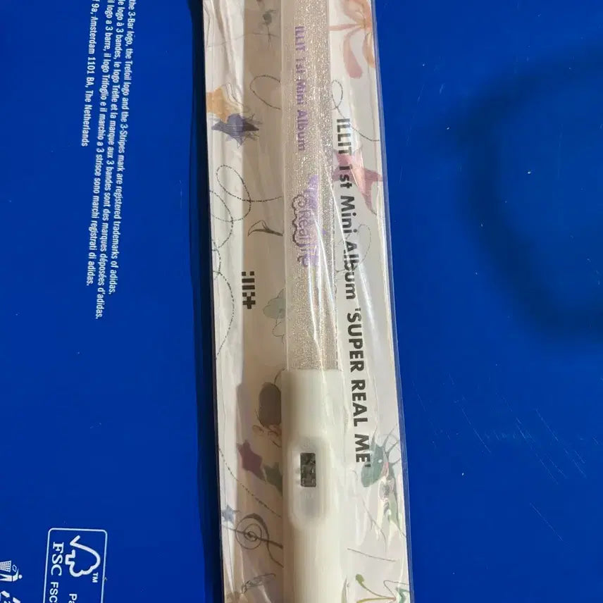 [BUNJANG] ILLIT Temporary Lightstick Magnetic SUPER REAL ME / 아일릿 임시 응원봉 마그네틱 SUPER REAL ME