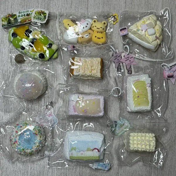 [BUNJANG] Handmade Malangi Chewing Gum Scented Squishy Toy - Sugar Bread Wagul & Wengching Farm / 수제 말랑이 판매 설탕빵 와글이 녜녜연구소 웬칭 팜 천리 플라워부싱