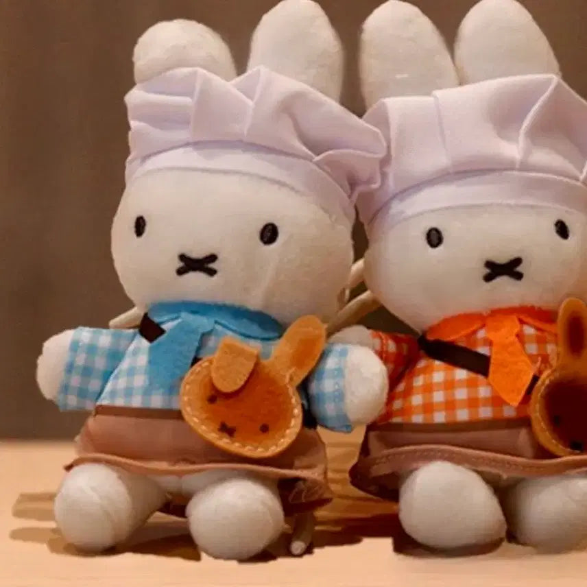 [BUNJANG] Chef Miffy Plush Keychain / 새상품)요리사 베이킹 쉐프 미피 인형 키링 ~! 하늘색
