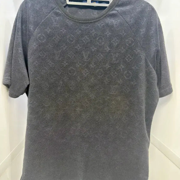 [BUNJANG] Louis Vuitton Signature Monogram T-Shirt / 루이비통 시그니처 모노그램 티셔츠