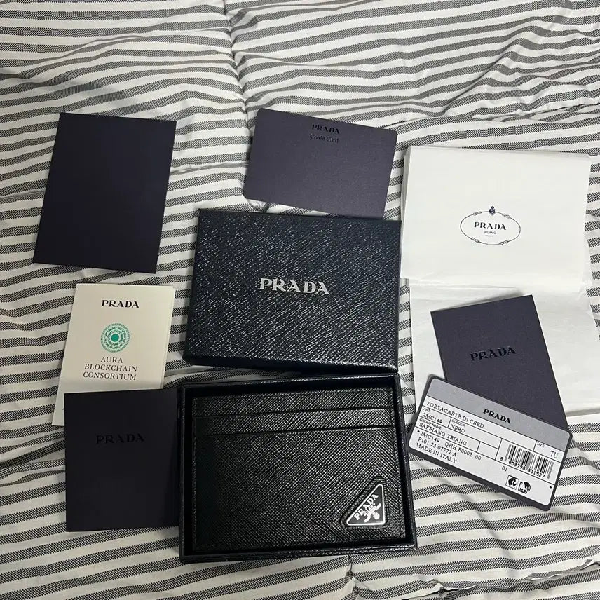 [BUNJANG] Prada Triangle Logo Saffiano Card Holder / 프라다 삼각로고 사피아노 카드지갑
