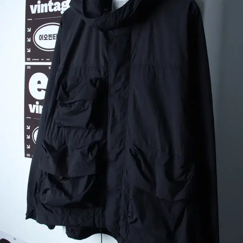 [BUNJANG] Uniform Bridge Zip-up Windbreaker Jumper Jacket XL-2XL / (XL-2XL) 유니폼브릿지 집업 바람막이 점퍼자켓 M70-H34987
