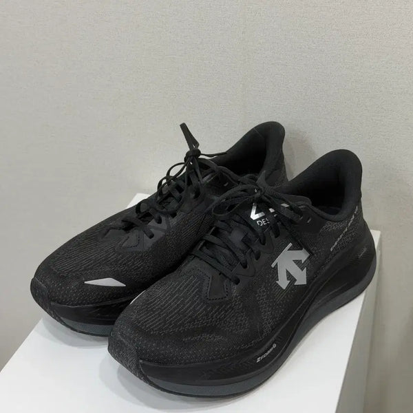 [BUNJANG] Descente Energize Ride V3 Sneakers Black 275mm / 데상트 에너자이트 라이드 V3 블랙 275mm