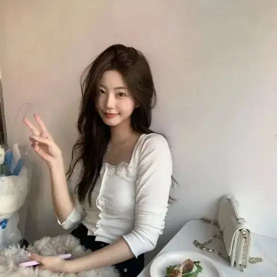 [BUNJANG] JeniO Belle Lace Long Sleeve Cardigan / 제니오 벨 레이스 긴팔 가디건