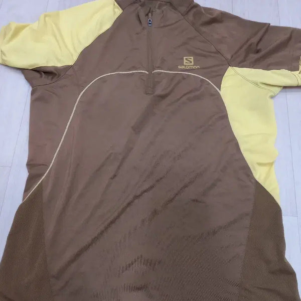 [BUNJANG] Salomon Short Sleeve T-Shirt Brown Yellow Size 90 / 살로몬 반팔 티셔츠 브라운 옐로우90