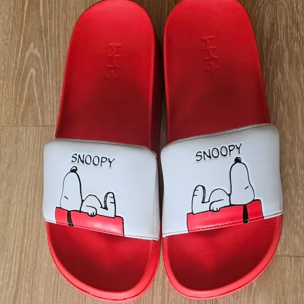 [BUNJANG] Snoopy Red Slippers (Size 250) / 스누피 레드 슬리퍼250