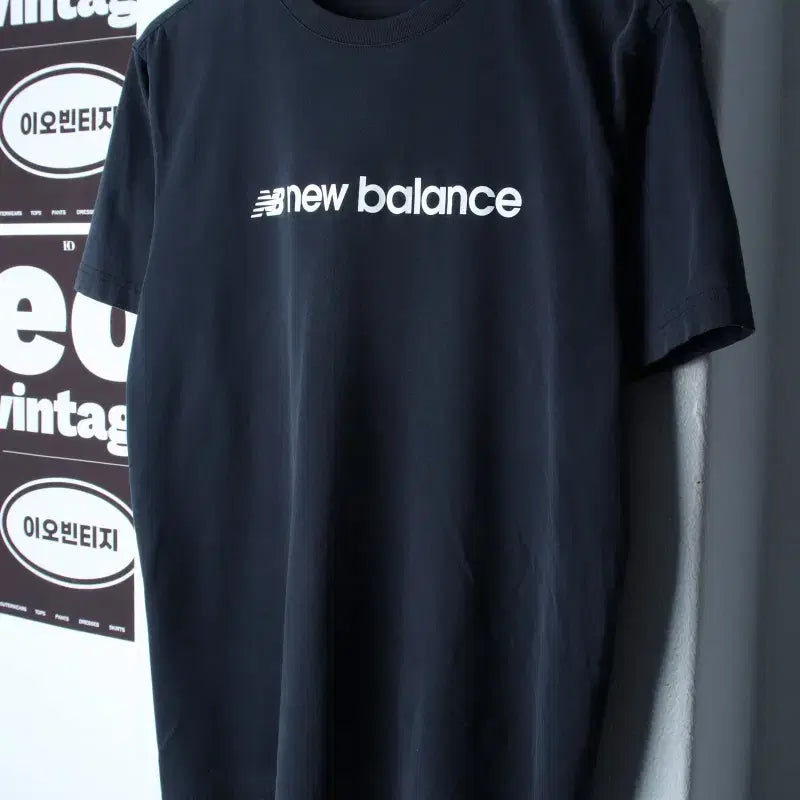 [BUNJANG] New Balance T-Shirt Lettering Black Old School / (M) 뉴발란스 반팔 티셔츠 레터링 블랙 올드스쿨-H34869