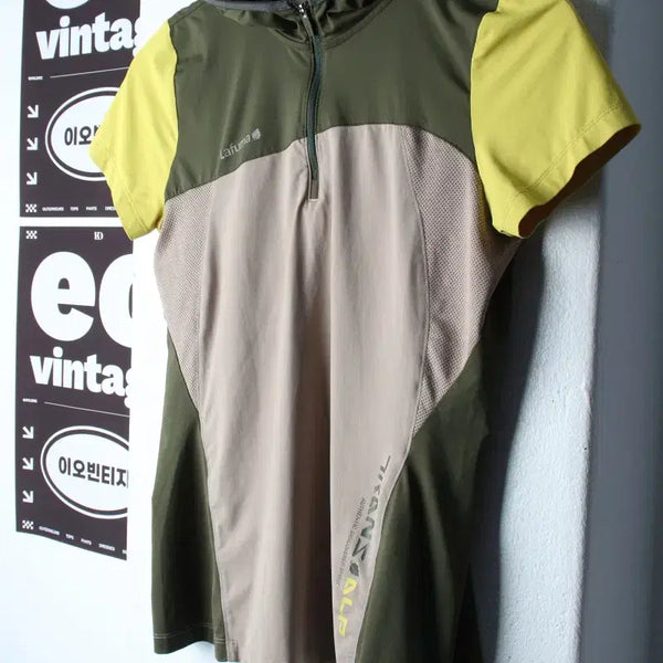 [BUNJANG] Lafuma Functional Half-Zip Hoodie T-shirt / W(L) 라퓨마 반팔 티셔츠 기능성 반집업 후드 폴리-H34870