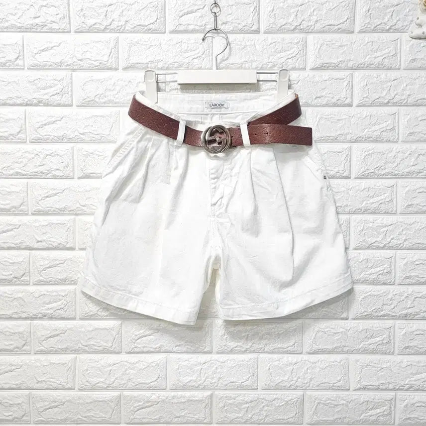 [BUNJANG] White Pintuck Shorts / 화이트 핀턱 반바지