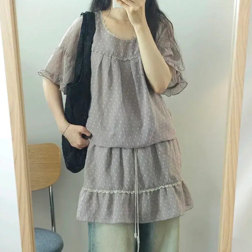 [BUNJANG] Japanese Vintage Polka Dot Blouse with Shirring and Frills / 일본 빈티지 반팔 도트 셔링 프릴 블라우스