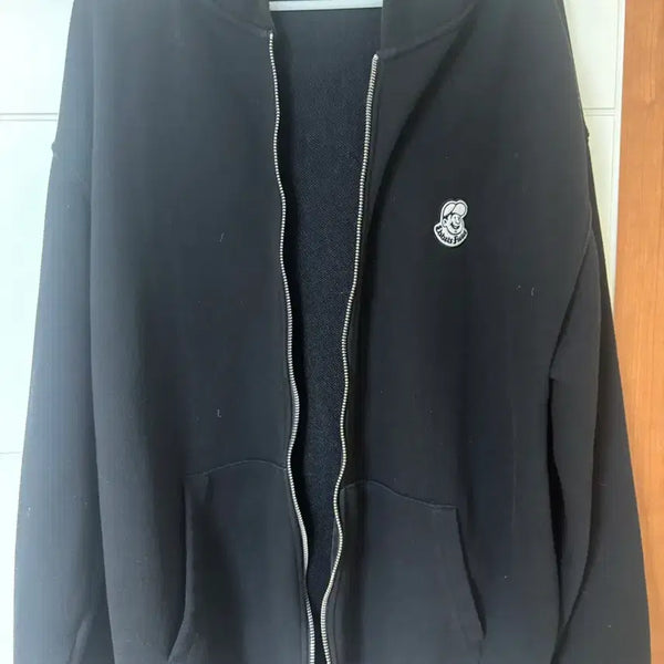 [BUNJANG] Black Zip-Up Hoodie / 블랙 후드 집업