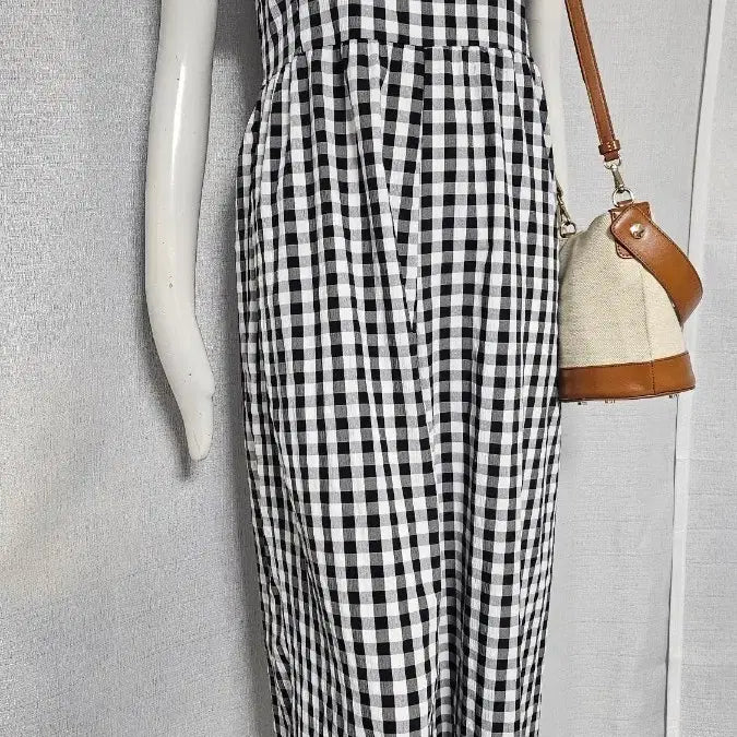 [BUNJANG] Valley Girl Checked Jumpsuit with Zipper Pockets / Valley girl 자크 주머니 있는 체크 점프수트...