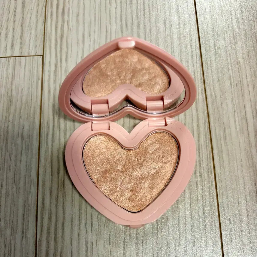 [BUNJANG] LILybyRED Love Beam Glow Highlighter (Discontinued) / 단종)릴리바이레드러브빔글로우01영롱빔하이라이터