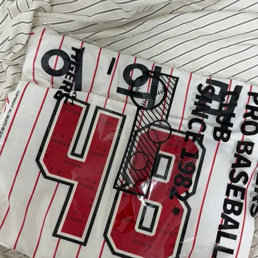 [BUNJANG] Kia Tigers Yi Eui Lee Size 95 Jersey / 기아타이거즈 브랜드데이 이의리 95