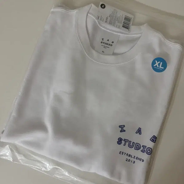 [BUNJANG] Iab Studio Sketch T-Shirt XL / [XL] 2026 아이앱 스튜디오 스케치