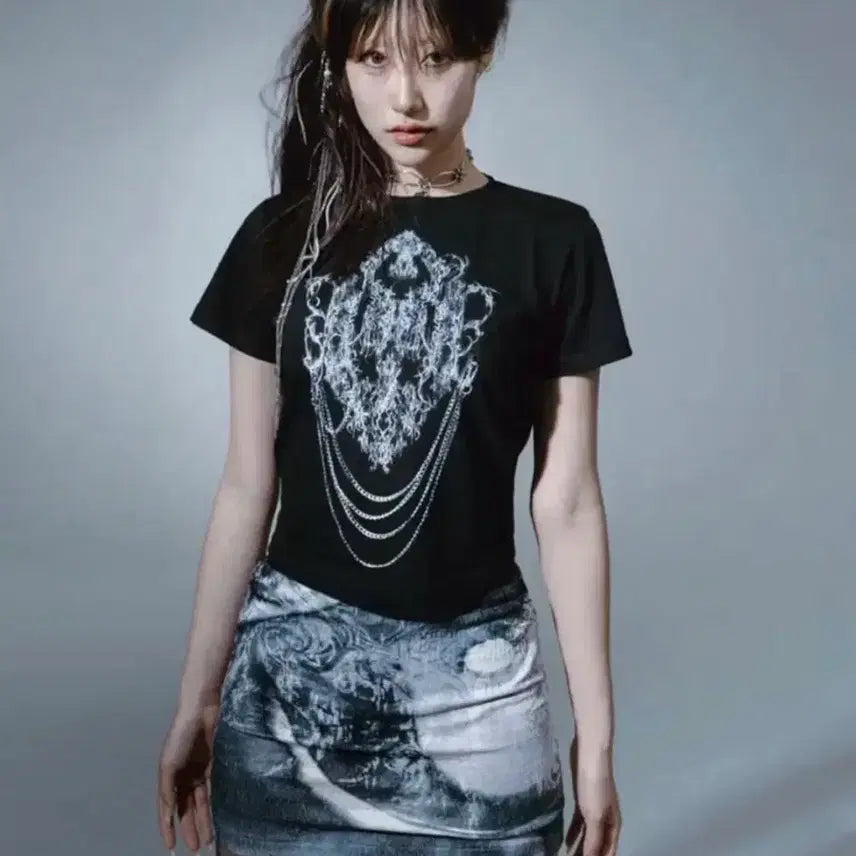 [BUNJANG] hugeskin Graphic T-Shirt / 허그유어스킨 그래픽 반팔 무신사